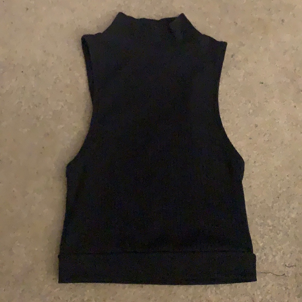 navy crop top
